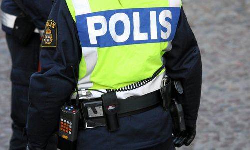 Full 75-åring krockade med traktor