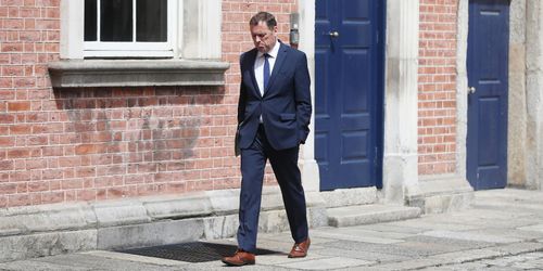 Jordbruksminister sparkad efter rattfylleskandal