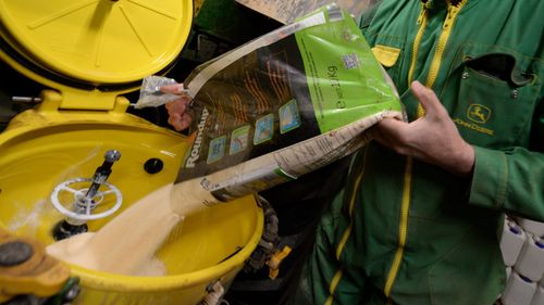 Fortsatt godkännande av glyfosat föreslås