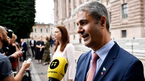 M: ”Ska landsbygdsfrågorna skötas på fritiden?”