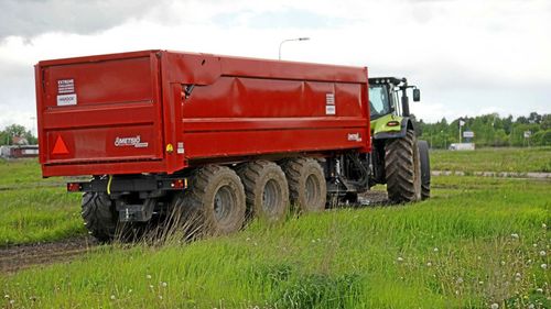 ”Lantmännen bör sälja svenska maskiner”