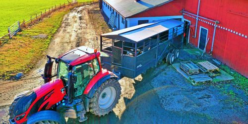 Metsjö börjar med djurvagnar