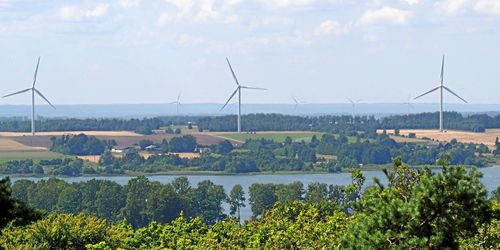 Vindkraftsintressen kör över landsbygdens folk