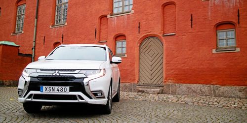 En laddad hybrid med god komfort