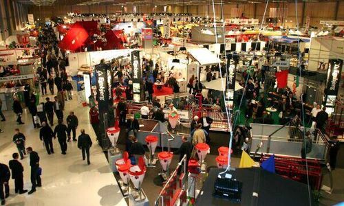 Flyttkarusell bland lantbruksmässorna