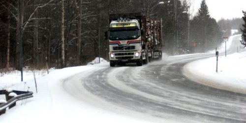 Regeringen vill skjuta upp YKB-kravet