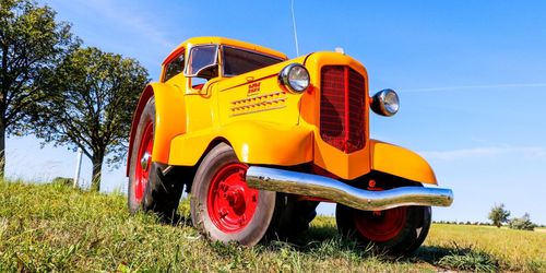 Unik traktor på svensk mark