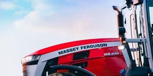 Traktorjättar nobbar stormässa