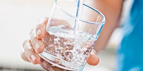 ”Förstör inte dricksvattnet med industritillverkade gifter”