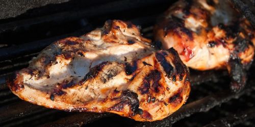 Kronfågel fälls för grillreklam