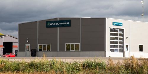 Opus Bilprovning börjar besiktiga maskiner