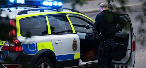 A-traktor i polisjakt - i 140 km i timmen