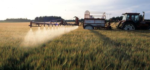 Akut förarbrist hotar lantbruket