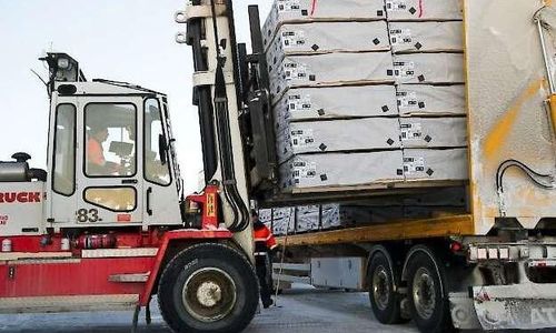 SCA överväger storsatsning vid pappersbruk