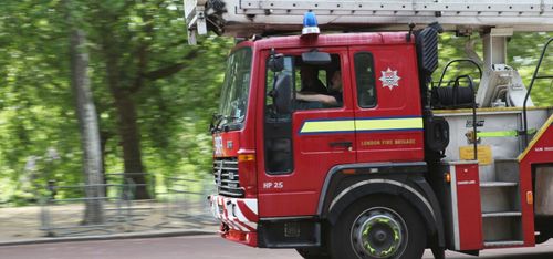 Elden förstörde halm för 1,5 miljoner kronor