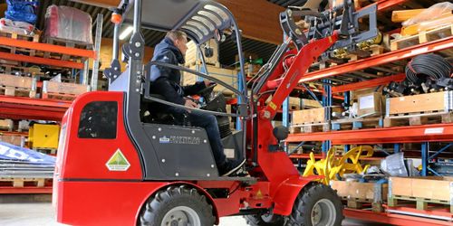 Trejon visar eldriven kompaktlastare på Elmia