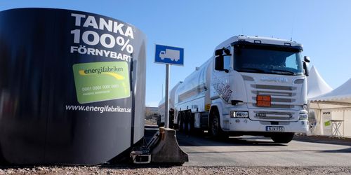 De är störst på mackar med förnybart bränsle