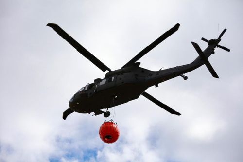 Fortsatt kamp mot bränderna