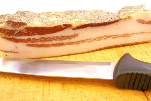 Grisköttet vänder uppåt