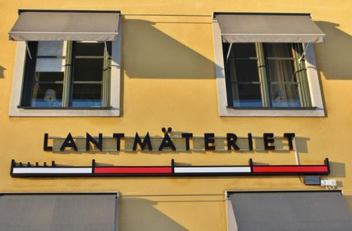 Myndigheterna ska avskaffa sig själva