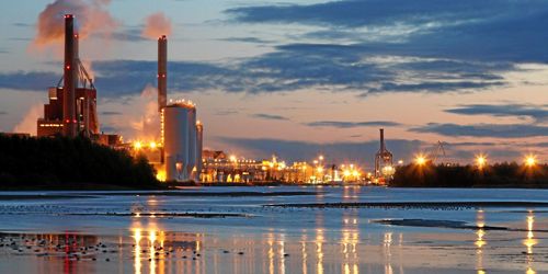 Ställer om från tryckpapper till kartong