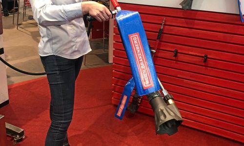 Nya supermunstycket som gör soprent i fodertrågen