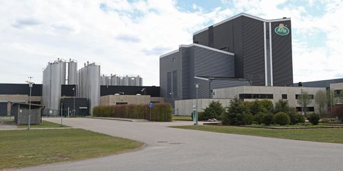 Arlafabrik fick utrymmas efter elfel