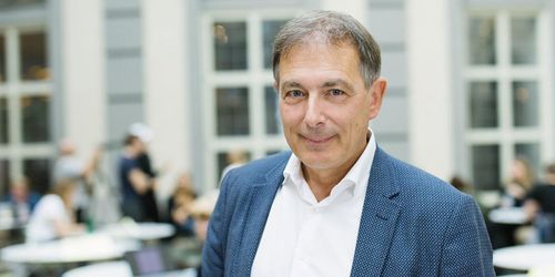 Professorn om hyggesfritt: ”Våga ta betalt”