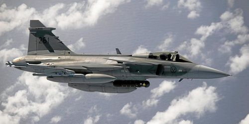 JAS-plan bombar skogsbranden