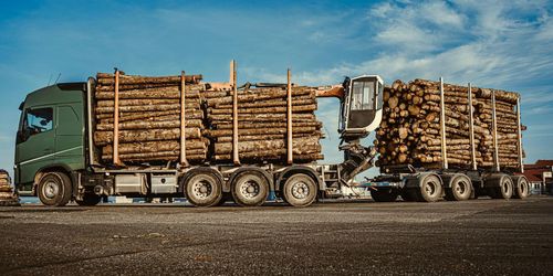 Regeringen vill strama upp kontrollen av yrkestrafik