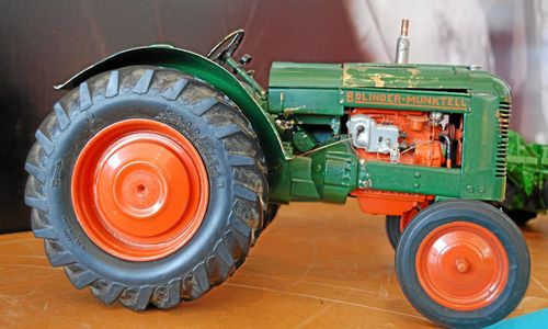 Här är små maskiner modellen