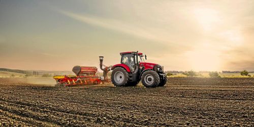 Ny Maxxum tänder på sex cylindrar