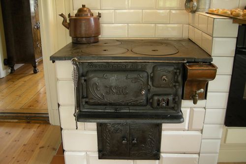 Efter kritiken: Boverket förtydligar om vedeldning