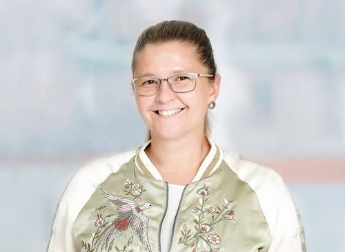 Emma Rost lämnar Lövsta Stuteri för nytt jobb på pr-byrå.