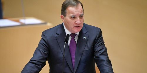 Löfven vill inte lägga ned minknäringen